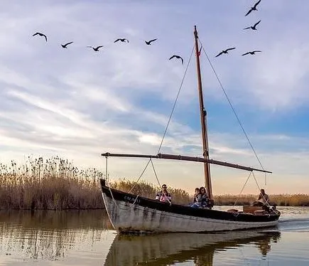 Fahrt durch die Albufera von Valencia.